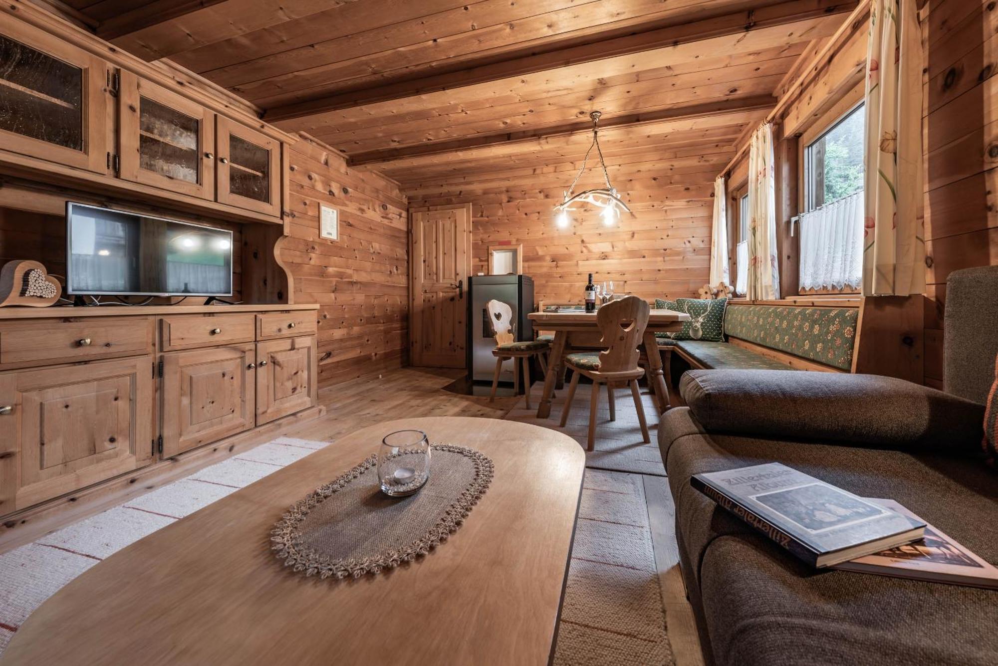Holzknechthuette Villa Mayrhofen Eksteriør billede